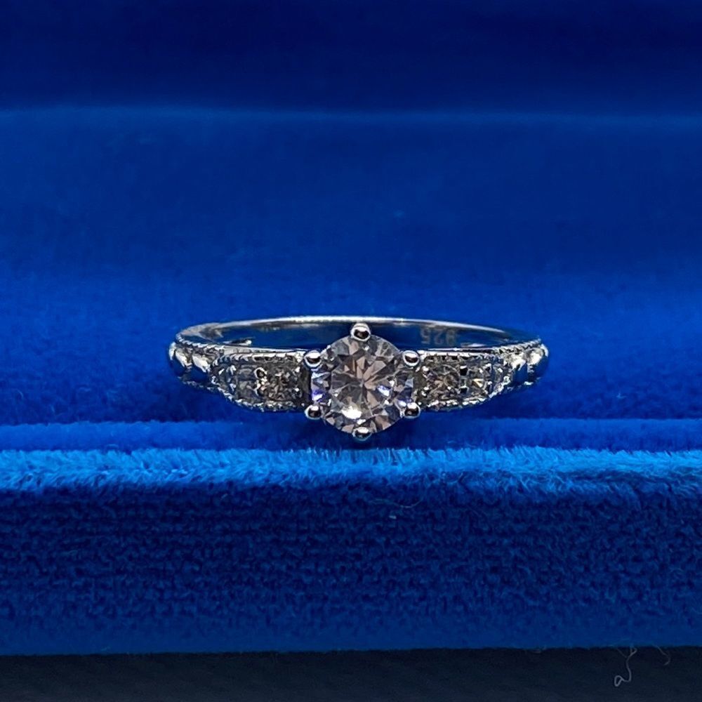 💛 925 New Round CZ Engagement/Promise Ring
